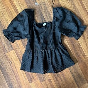 Umgee Black Textured Puff Sleeve Blouse